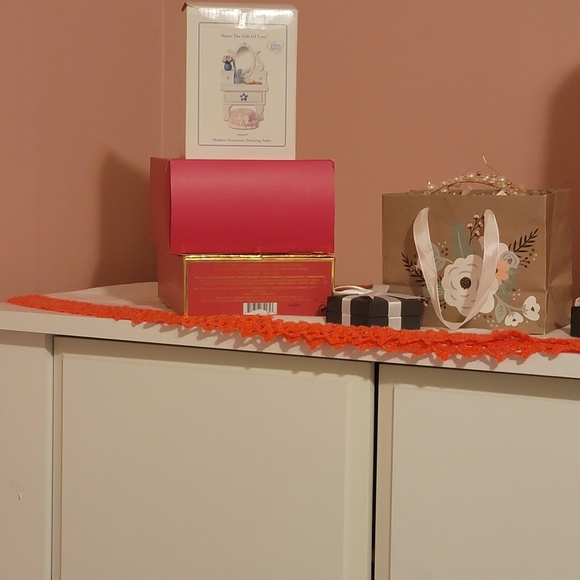 PRADA CANDY VANITY CASE - Picture 4 of 4